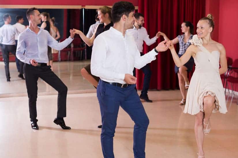 private vs. group dance class